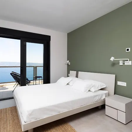 Luxury Ovation Heated Pool Sea View *