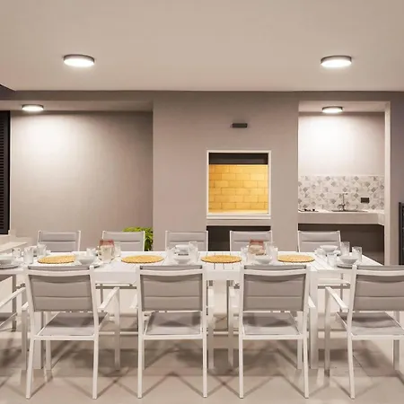 Villa Luxury Ovation Heated Pool Sea View