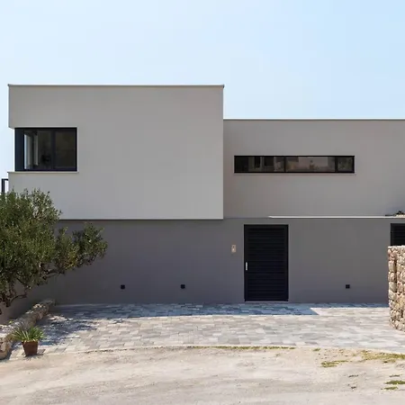 Luxury Ovation Heated Pool Sea View Villa Jesenice (Split-Dalmatia)