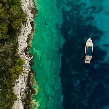 Luxury Ovation Heated Pool Sea View * Jesenice (Split-Dalmatia)